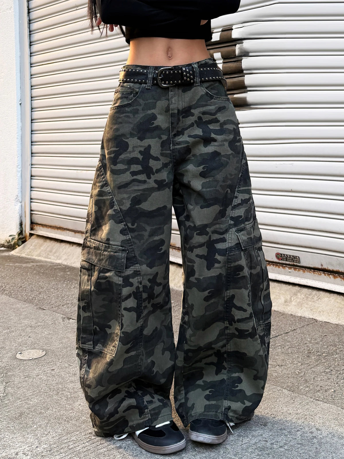 Ladies 2026 Spring Autumn High Waist Loose Wide Leg Y2K Cargo Pants Camo Print Side Big Pocket Stiff Fabric Streetwear Pants