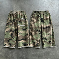Unisex Camouflage Wide Leg Capri Pants, Streetwear Loose Fit Cropped Trousers