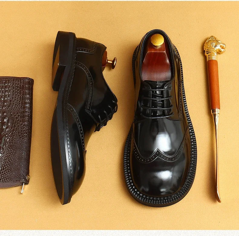 Retro Mens Dress Brogues Shoes Luxury Genuine Leather Round Toe Handmade Fashion Flat Autumn Black Wedding Social Shoes Man 2025