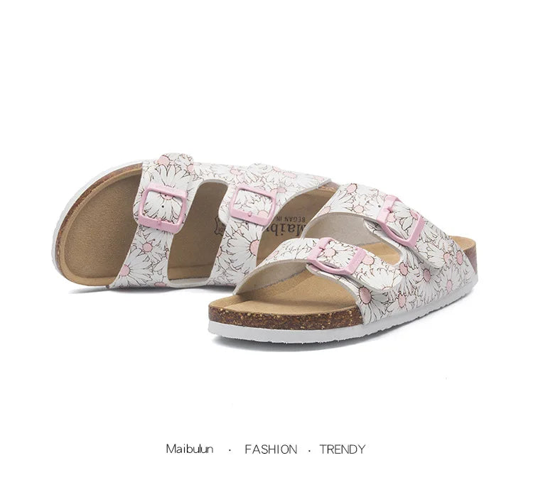 Slippers Women Buckle Flat Bottom Cork Slippers Man Summer Unisex Beach Button Outdoor Casual Sandals Designer Ladies Shoes