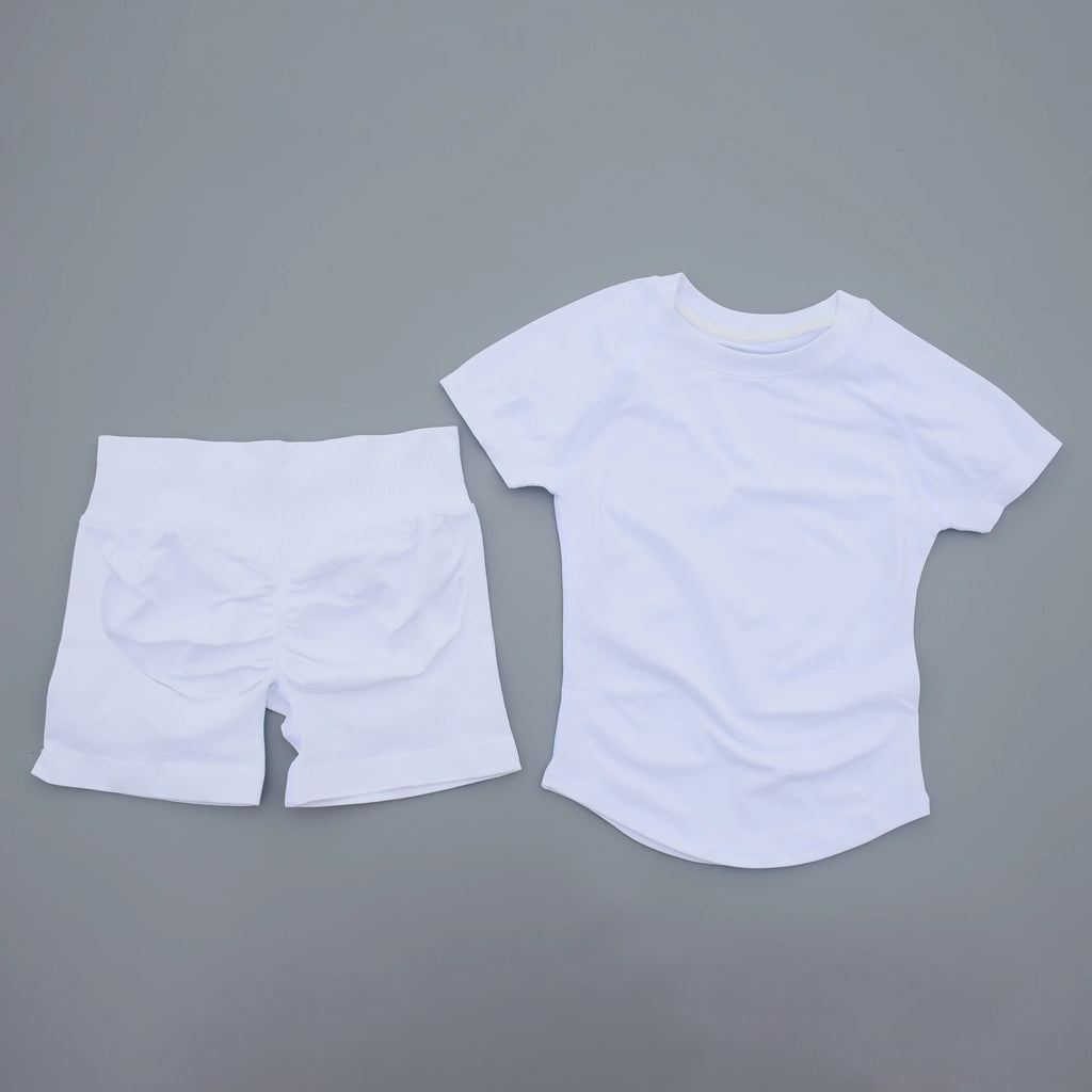 SWEAT UNDFYNE 2 Pieces Sports Sets Short Sleeve Seamless Yoga Top Fitness Set Women Workout Running Sports Shorts Gym Suit