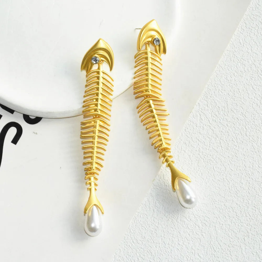 Novelty Design Alloy Big Fish Bone Pendant Choker Necklace For Women Fashion Jewelry Exaggerated Brand Show Statement Necklace