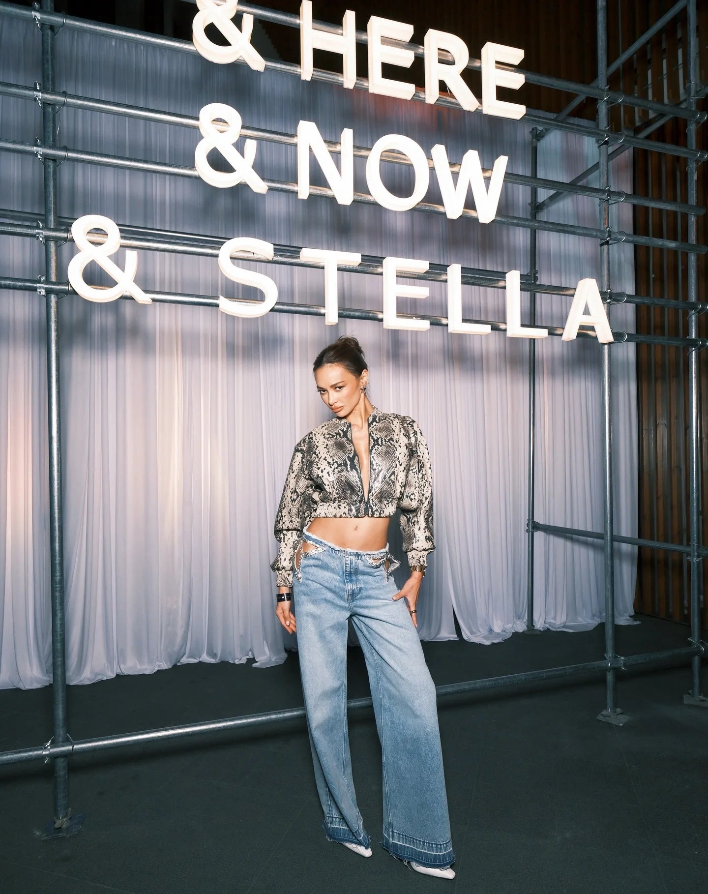 Y2k American Retro Star Ripped Jeans Women Two Hollow Out Denim Pants Casual Goth Streetwear Wide Leg High Waisted Baggy Jeans