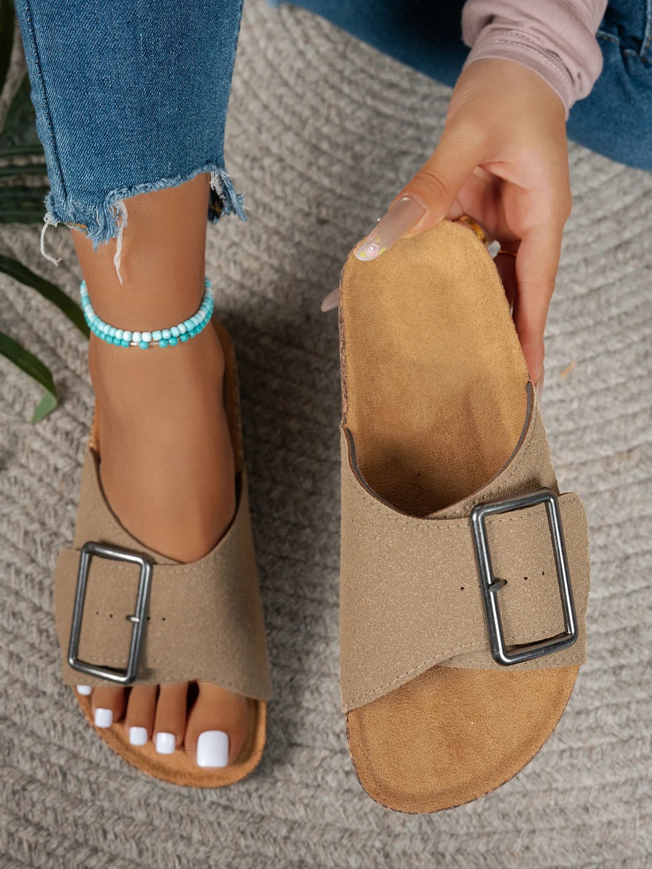 Women's Summer Spring and Autumn Casual Simple Large Buckle Suede Upper Soft Wood Grain Comfortable Flat Heel Slip-On Beach Slippers
