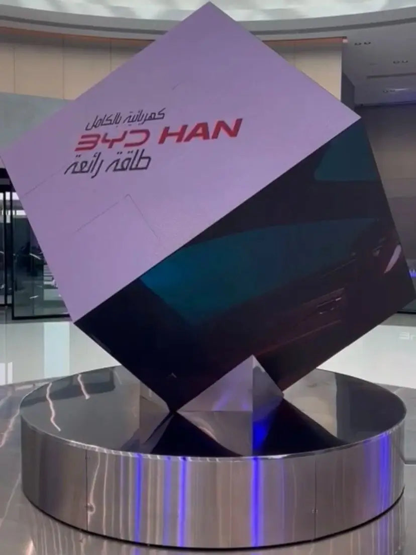 P2.5 Indoor 5 Sided 320x320mm LED Cube Smart Advertising LED Display for Retail Store