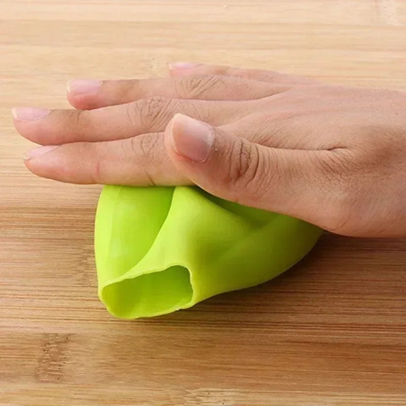 Silicone Garlic Peeler Garlic Skin Remover Easy Quick To Peel Garlic Cloves Roller Peeling Funny Kitchen Gadgets Kithchen Tools