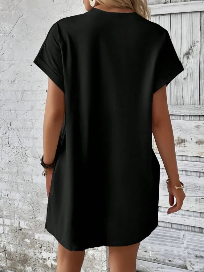 New women's spring and summer fashionable temperament casual commuting solid color round neck loose short sleeved pocket dress
