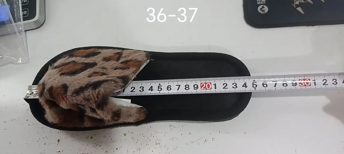 Fashion Women Slippers Cotton Plush Warm Female Light EVA Flat Bottom Non-slip Comfortable Slides Winter Autumn House Shoes