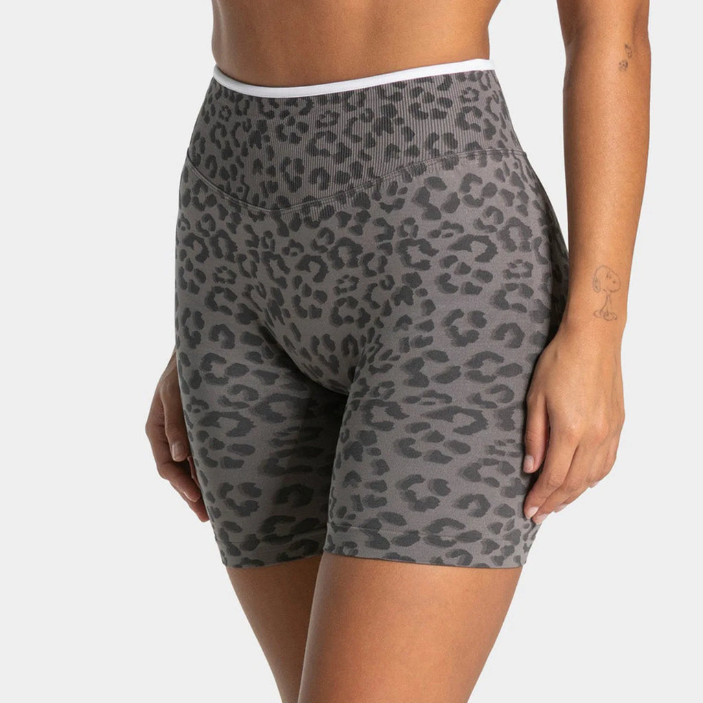 Women High Waist Leopard Print Yoga Shorts Tummy Control Butt Lifting Sports Shorts OuterWear Running Fitness Workout Yoga short