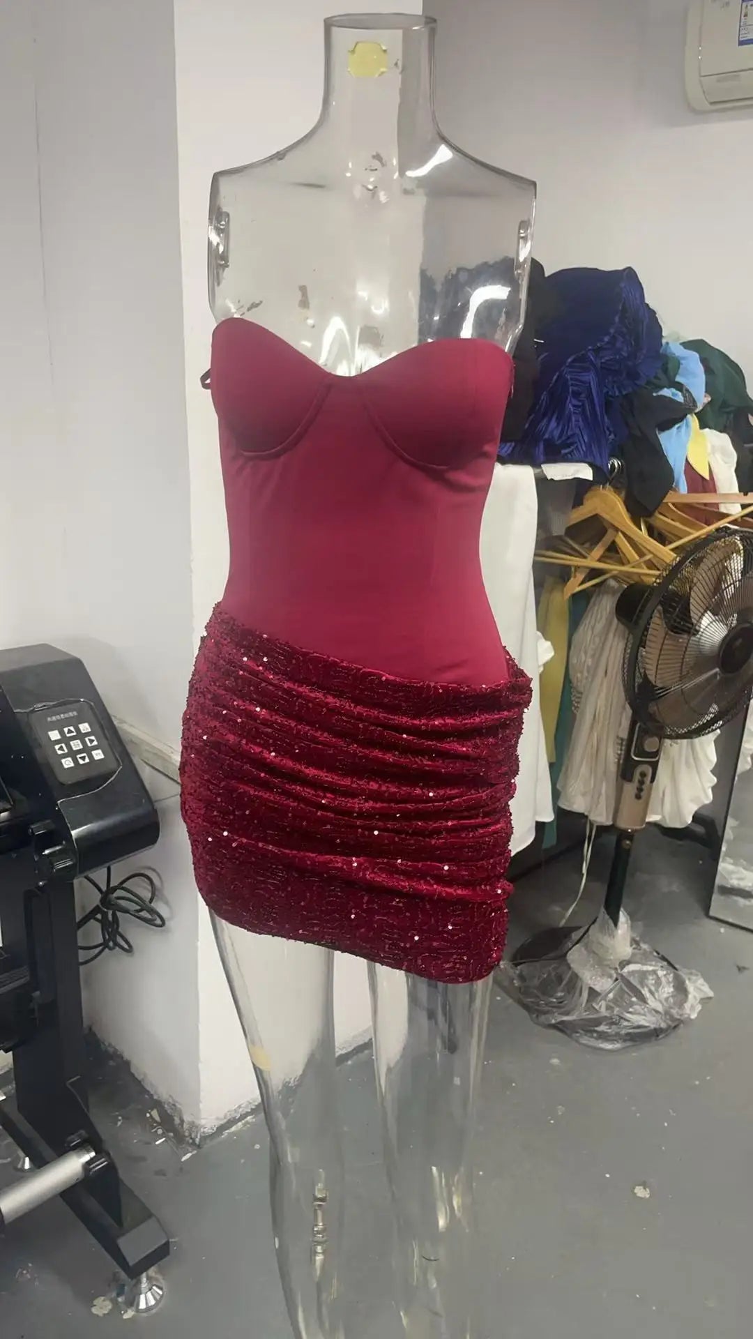 Temperament Beveled Edge with Scarf Splicing Tube Top Spice Girl Dress