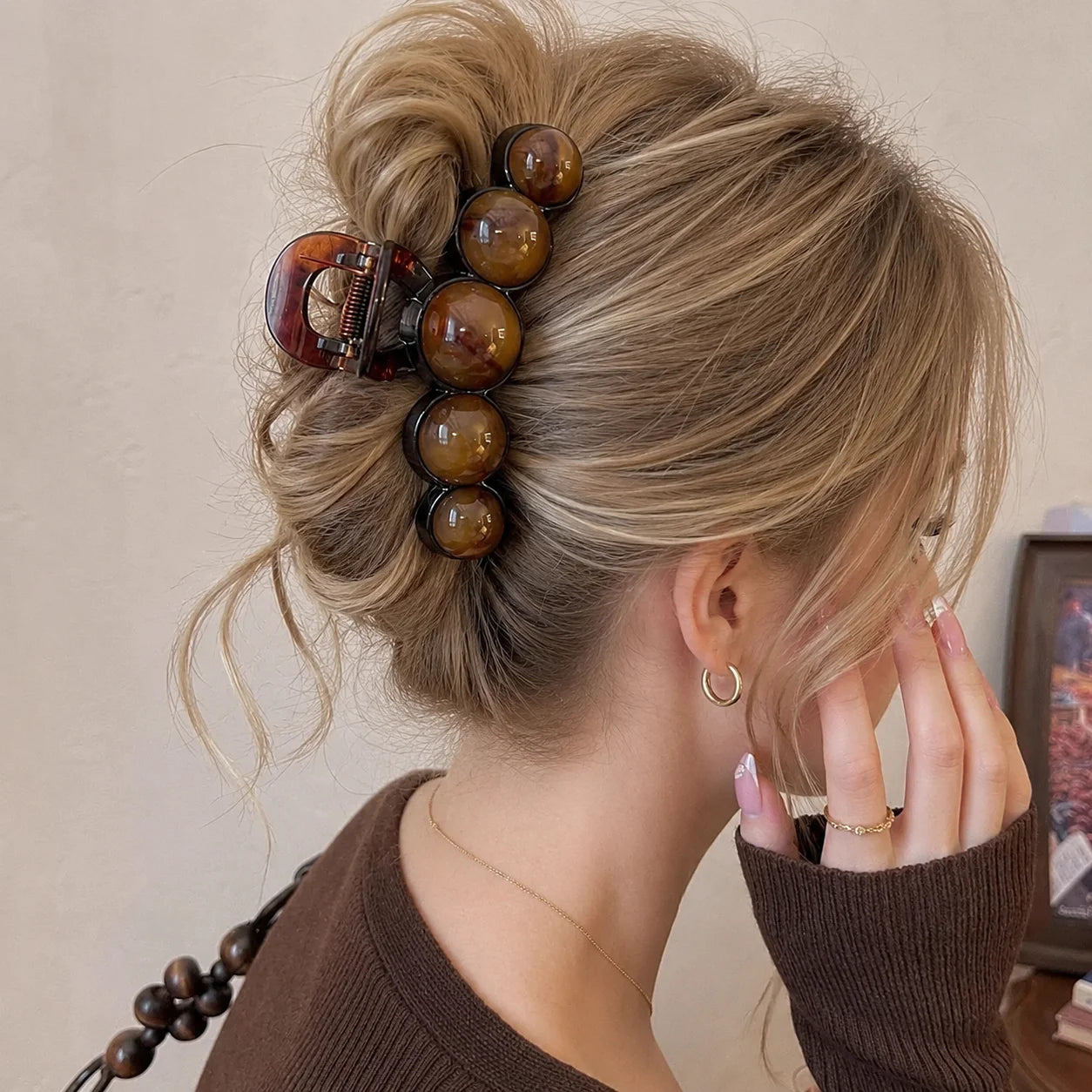 Vintage Beaded Hair Claw Clip Bubble Ball Gradient for Women Elegant Brown 11CM Large Acrylic Hair Claws French Hair Accessories