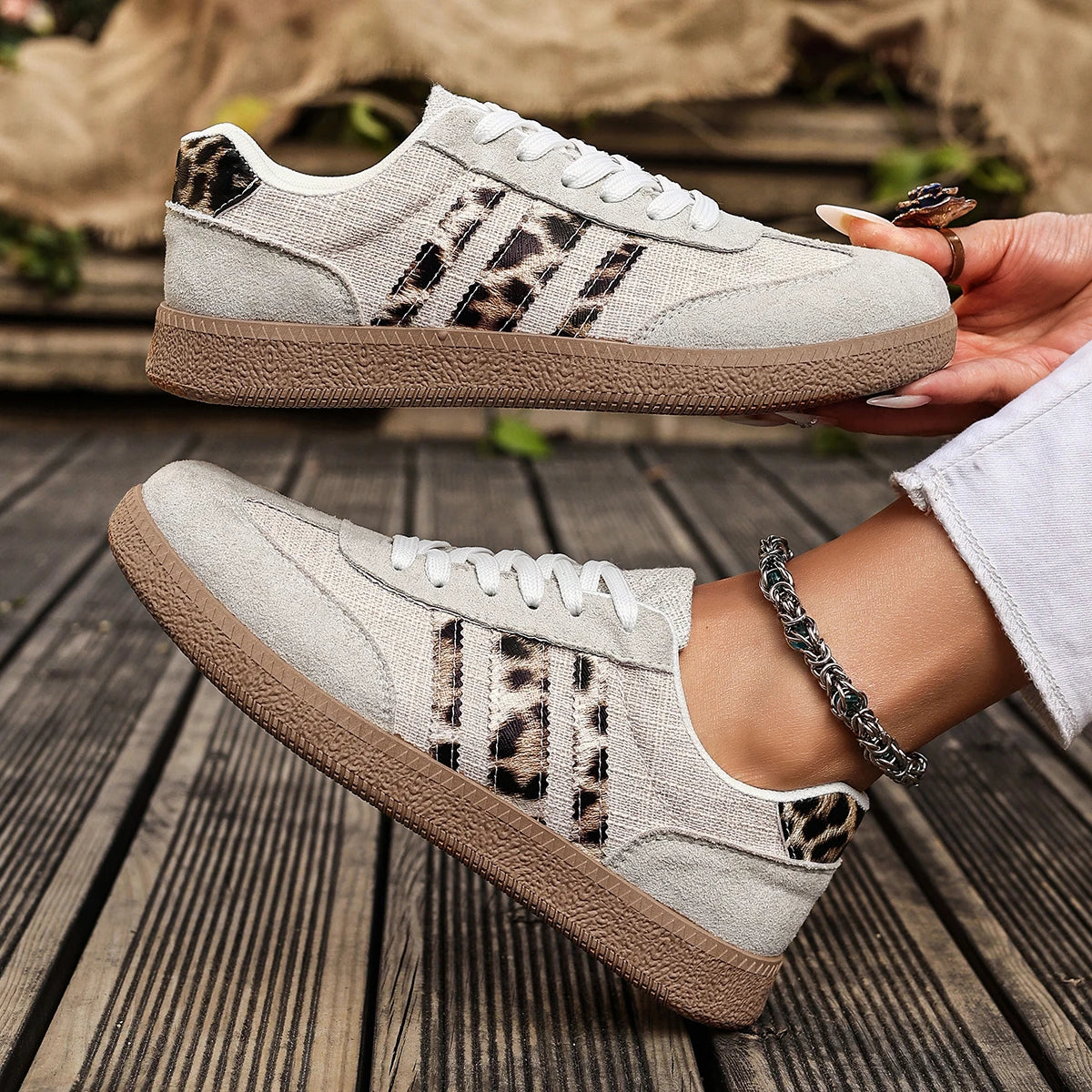 New Leopard Print Casual Sports Shoes for Autumn Winter, Large-sized Lace-up Anti-slip Round-toe Lace-up Women's Single Shoes 74