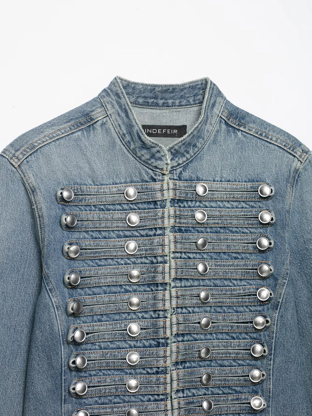 European and American style 2026 summer new women's clothing design sense close fitting denim jacket low waist shorts set