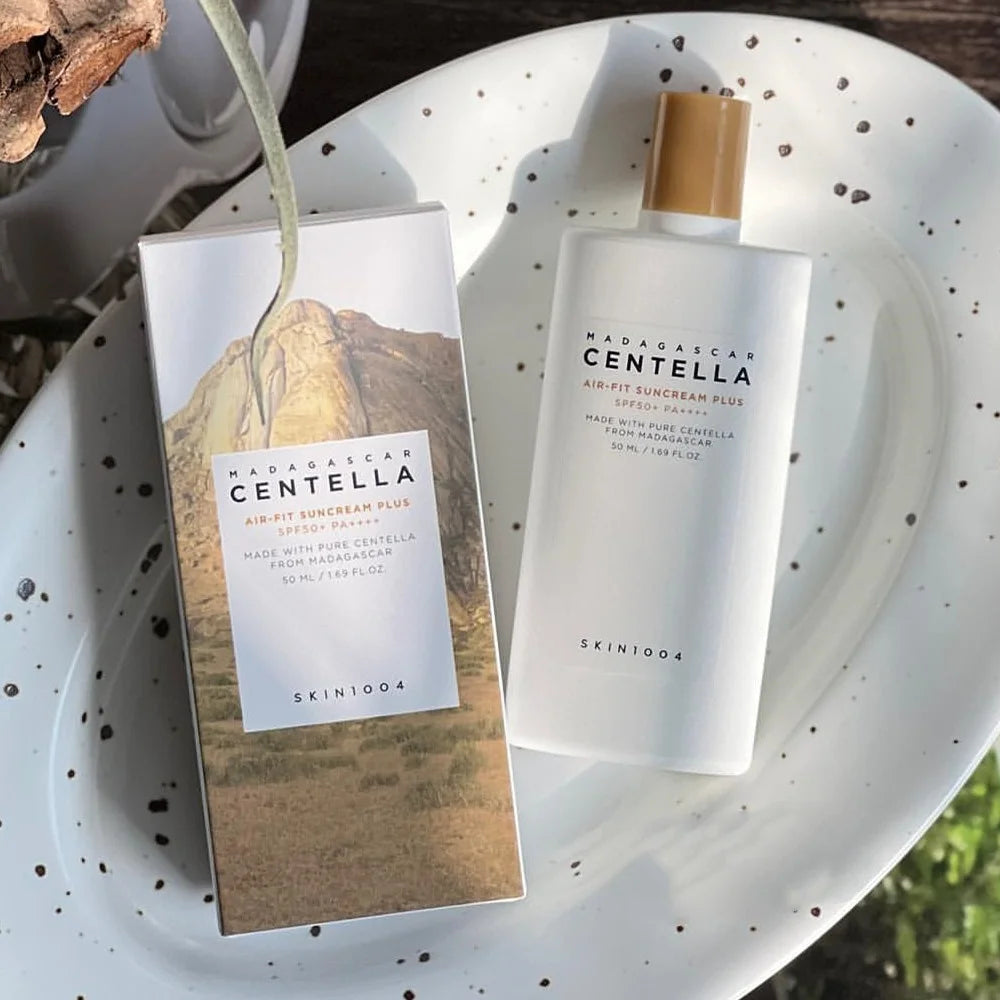 SKIN1004 Centella Sunscreen Moisturizing Dry Sensitive Skin Soothing SPF50+Sunscreen 50ML Sweat Resistant Light And Non Greasy