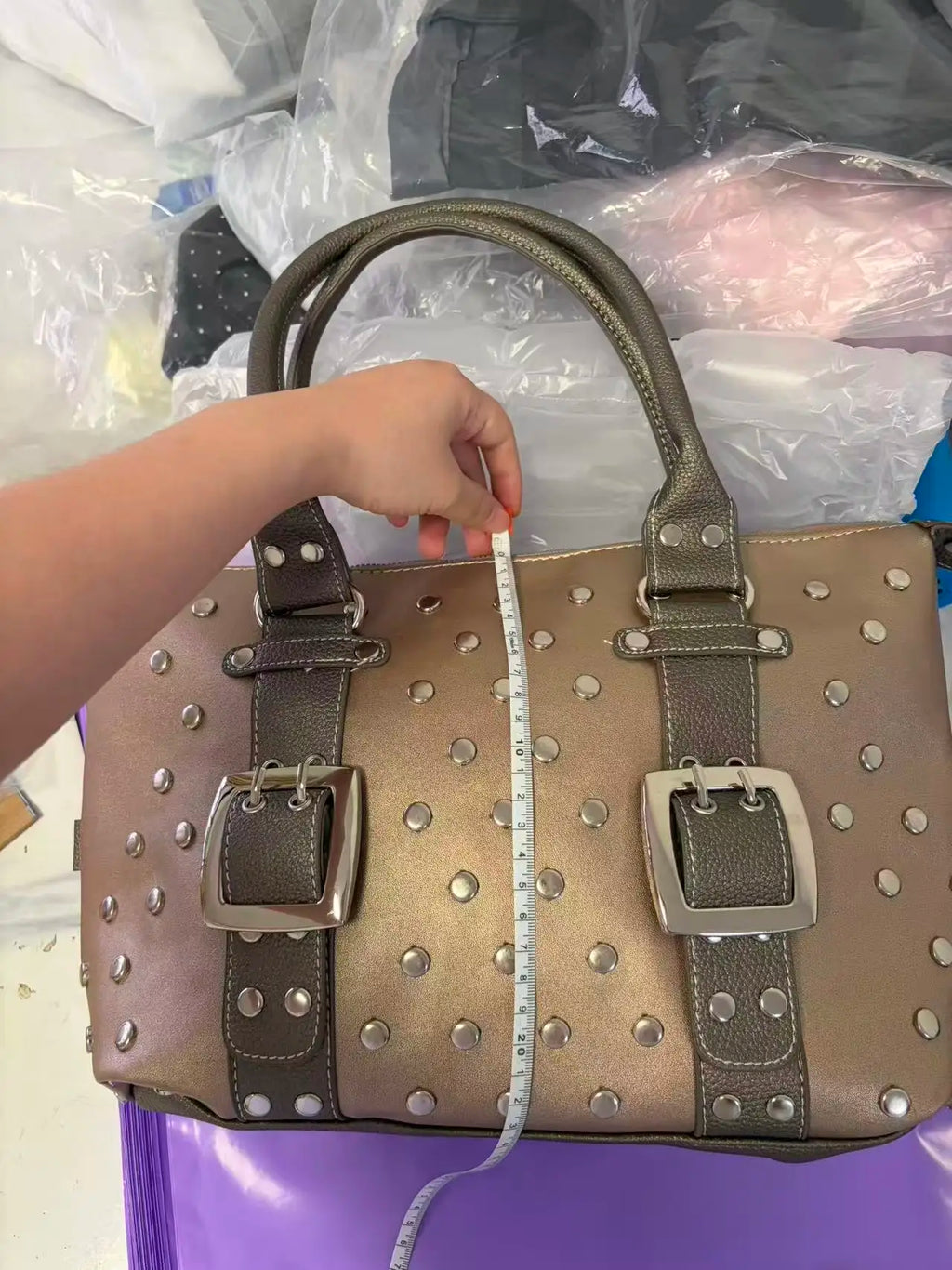 Korean Hot Girl Studded Y2K Tote Bag Women Polka Dot Leather Large Capacity Underarm Bag Ladies Retro Harajuku Handbag Chic 2026
