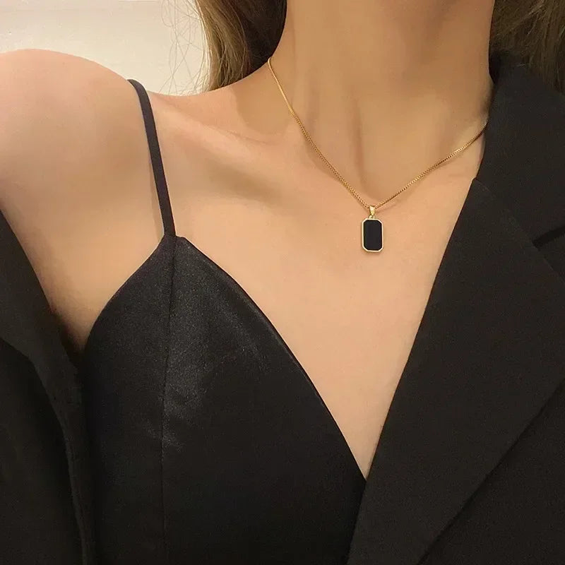 Necklaces Exquisite Minimalist Square Pendant Choker Chains Fashion Necklace For Women Jewelry Party Gifts Подвеска На Шею