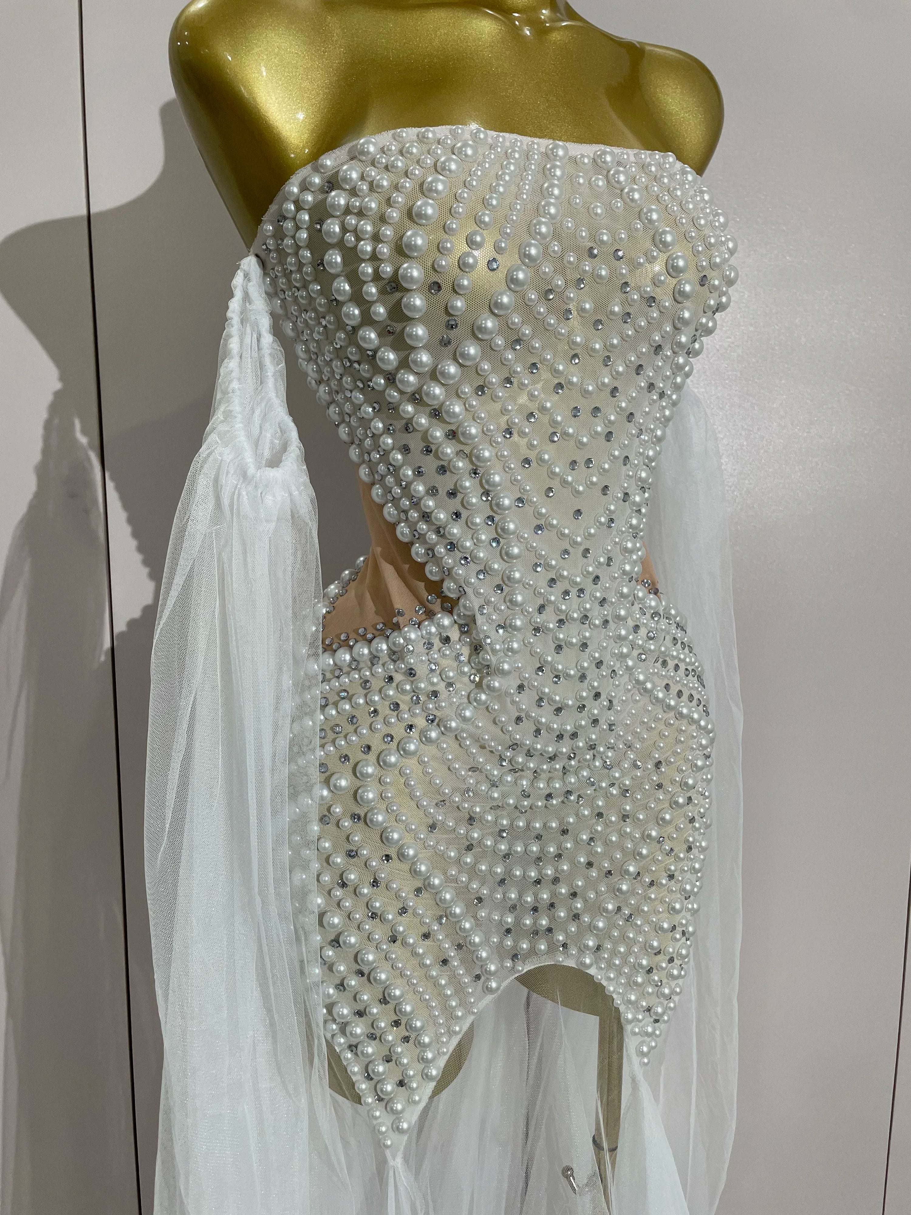 Elegant Sparkly Rhinestone White Pearl Sexy Strapless Mesh Long Dress Wedding Guest Gowns Luxury Birthday Evening Party Dress