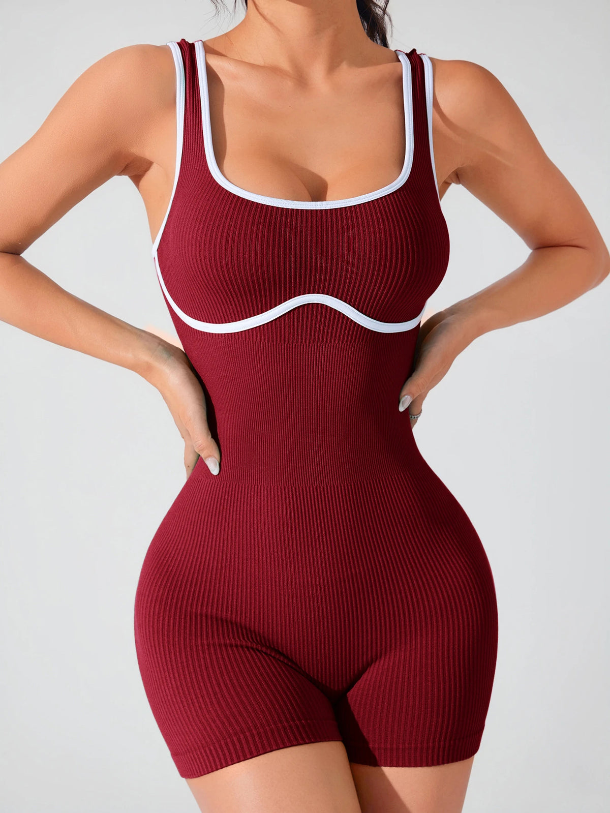 2026 Seamless Shoulder Strap Aerobatic Sport Outfit with Elastic Color Contrast One-Piece Yoga Set, Tight Back-Fitting One-Piece