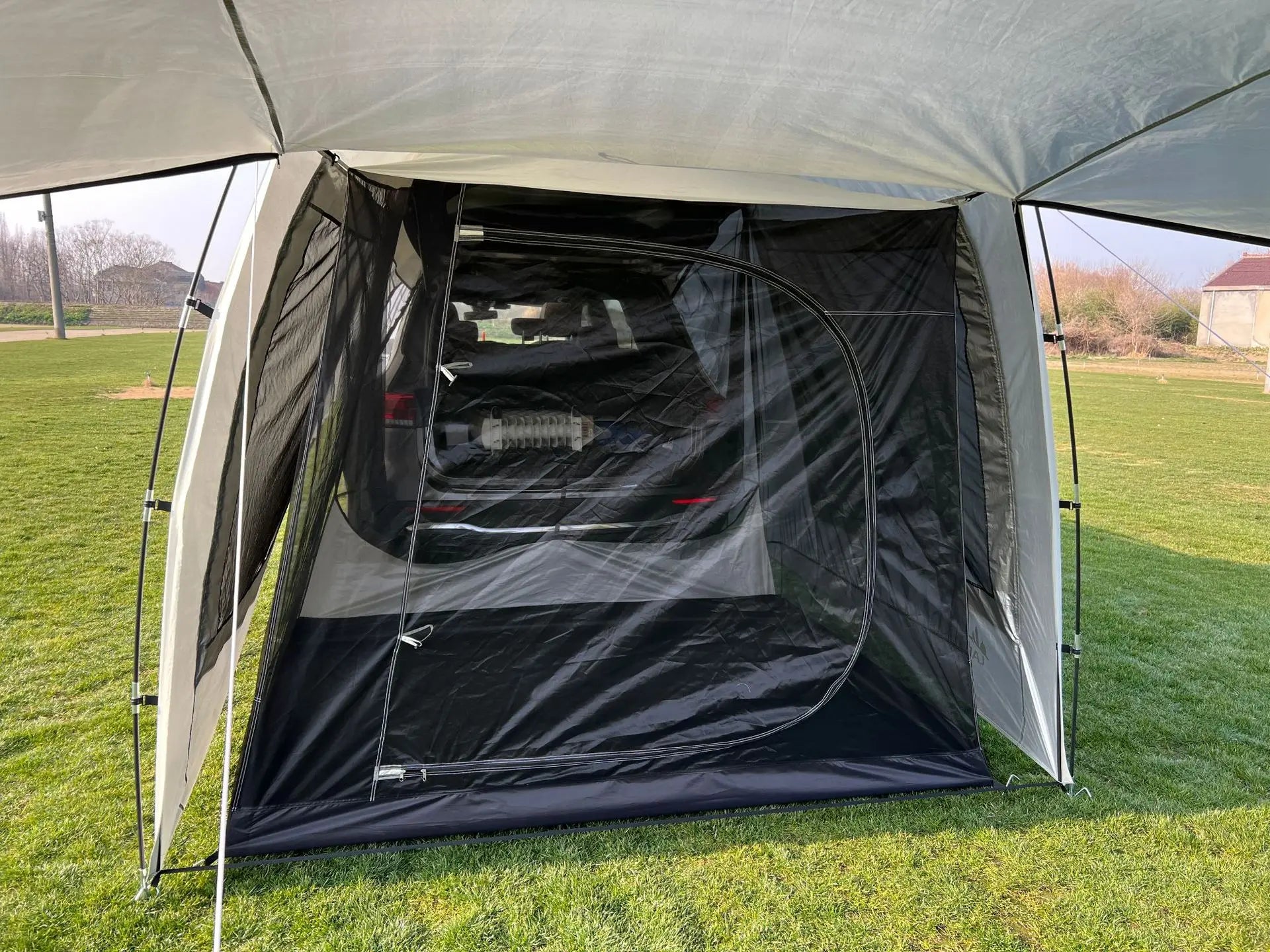 Multi-Person Car Rear Extension Tent for Self-Driving Travel Camping Barbecue Rainproof And Sunshade Waterproof SUV Trunk Tent