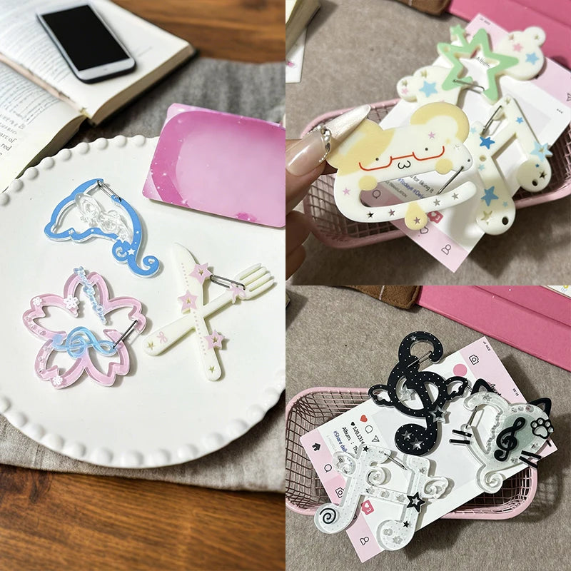 Fashionable Korean Bag Charm with Carabiner Clip; Hand Tent Decoration Accessory for backpacks