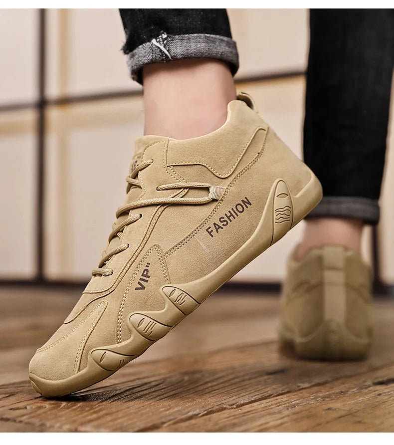 Men's Shoes New Fashion Breathable Non-slip Wear-resistant Outdoor Casual Mid-Top Lace-Up Sneakers