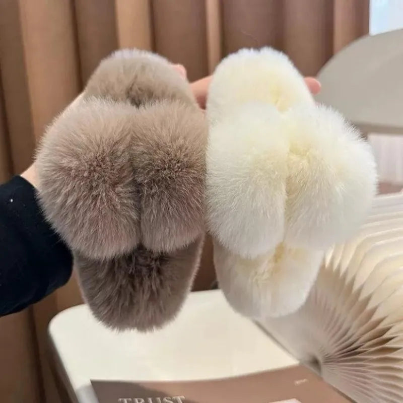 Oversized Plush Winter Clips For Thick Hair | Back-Of-The-Head Bun Styles | Soft And Warm Rabbit Fur Hair Accessories For Women