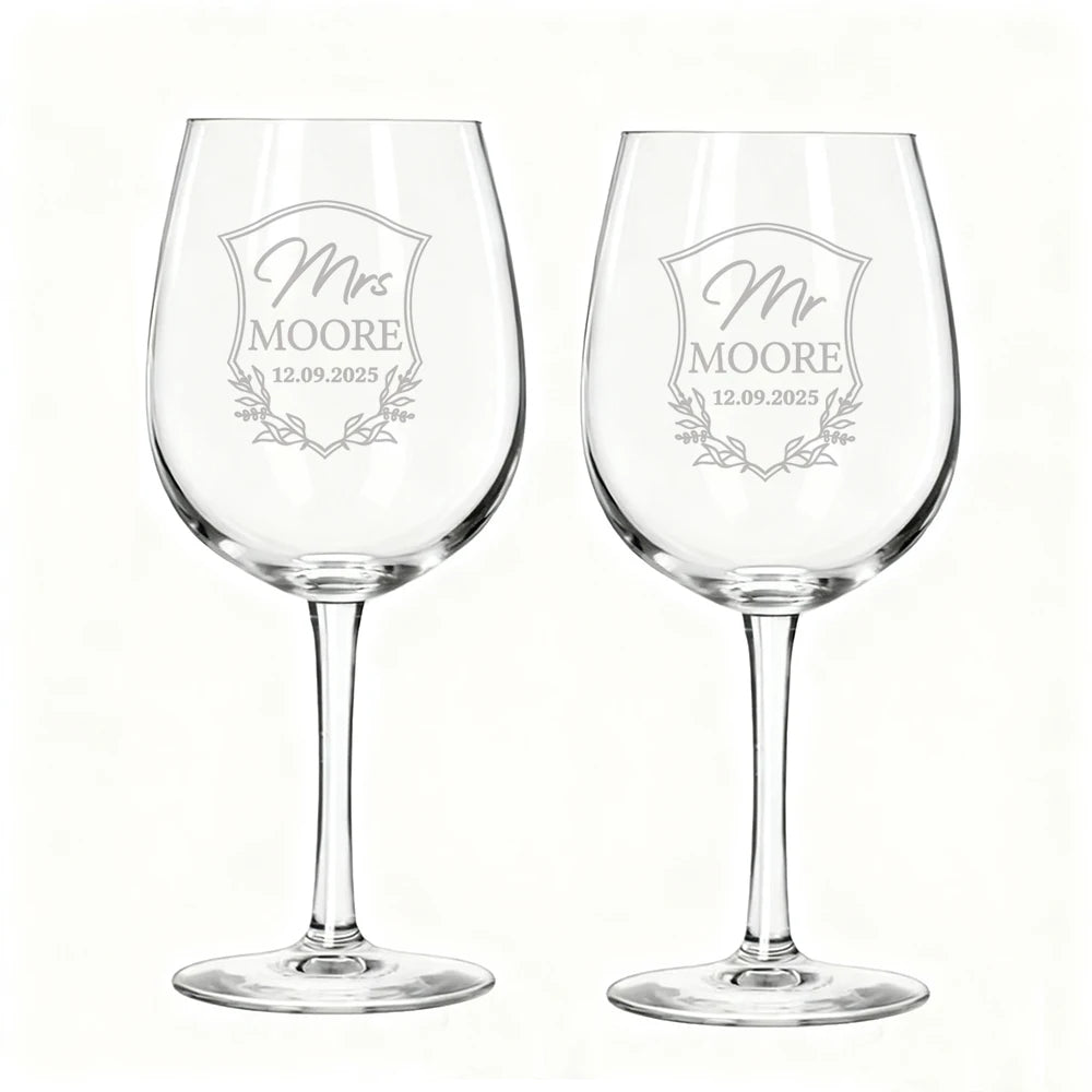 Personalized Engraved Wine Glasses Monogram Anniversary Couple Wine Glasses Set of 2pcs Wedding Toasting Glass Housewarming Gift