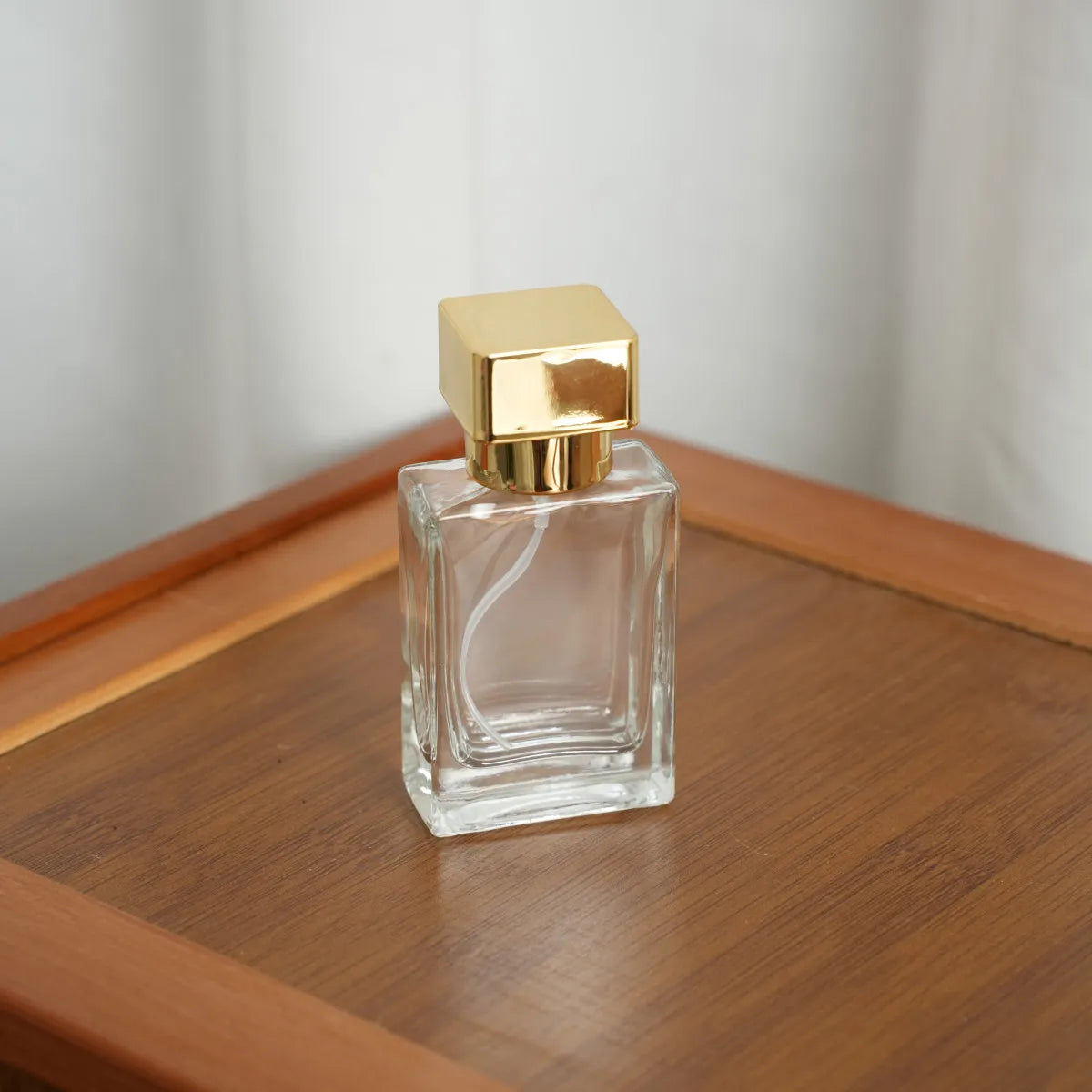 1pc Glass Refillable Perfume Bottle, 30ml/50ml Fine Mist Perfume Atomizer, Portable Cosmetic Sample Container, Travel Accessory,