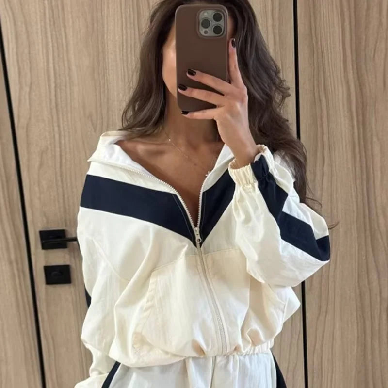 Fashion Color Block 2 Piece Tracksuit Women's Stand Collar Zip Lightweight Jacket Loose Mini Shorts 2026 New Lady Casual Outfit