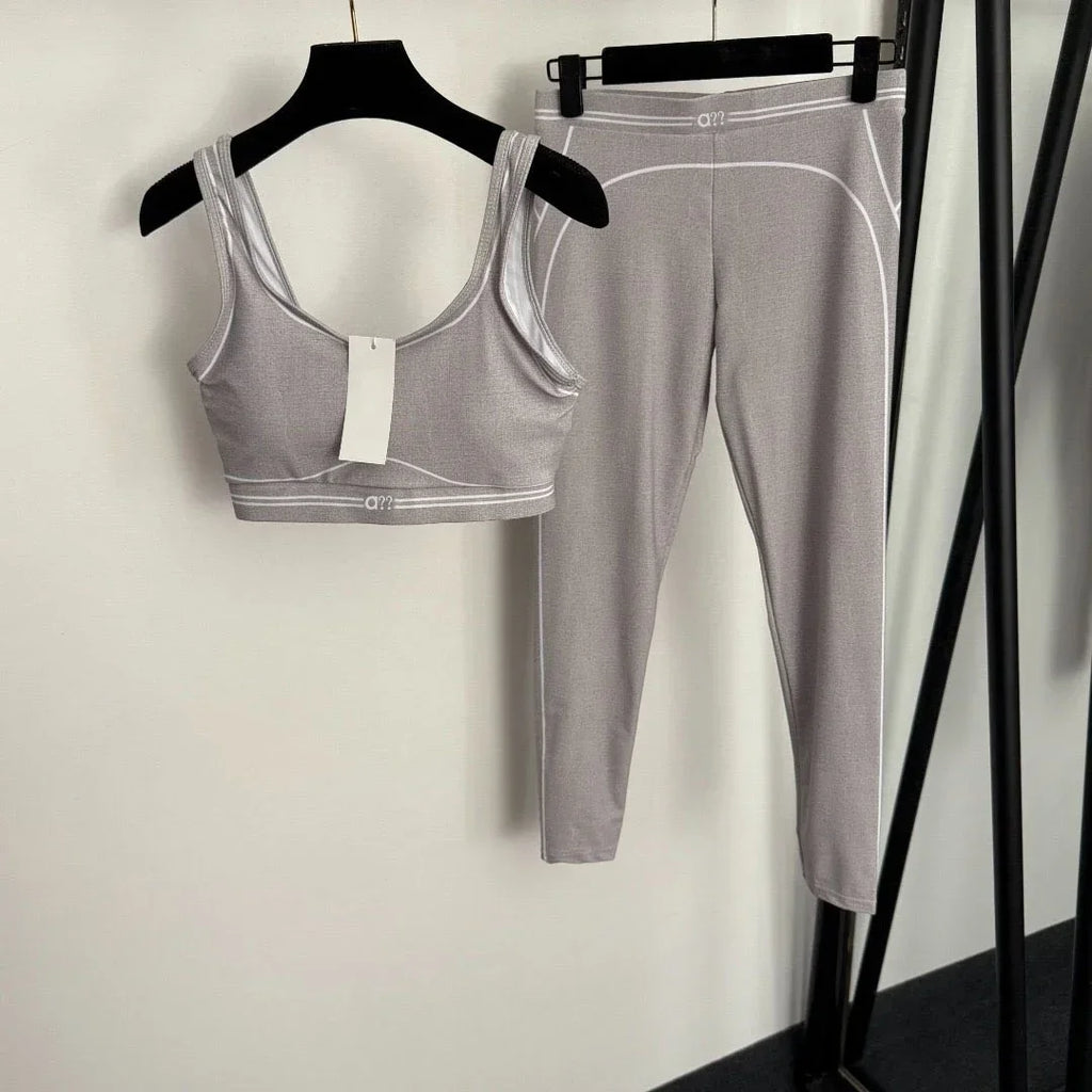 2026 Summer New Style Yoga Sports Outfit - Bandeau Top Stretchy Ankle-length Leggings