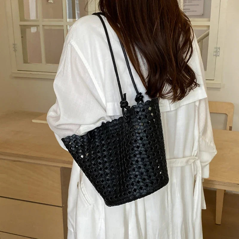 Hand-woven Openwork handBag With Zipper Inner Pocket,summer Pu Leather Beach Bucket Bags,large Capacity Simple Shopping handBag