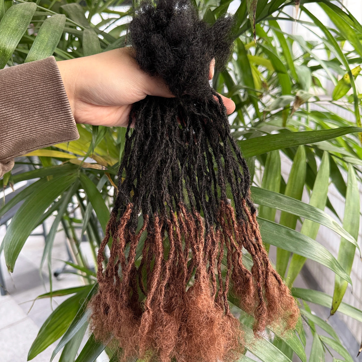 Colored 2mm Handmade Sisterlocs Real Human Hair Permanent Micro Locs Extensions Natural Looking Soft Dreadlock Interlocking