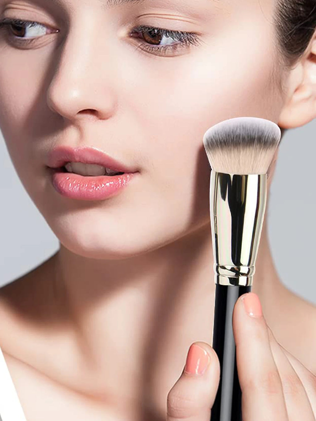 3 PCS Makeup Brushes Set Includes Foundation Brush, Flawless Concealer Brush, Powder Brush