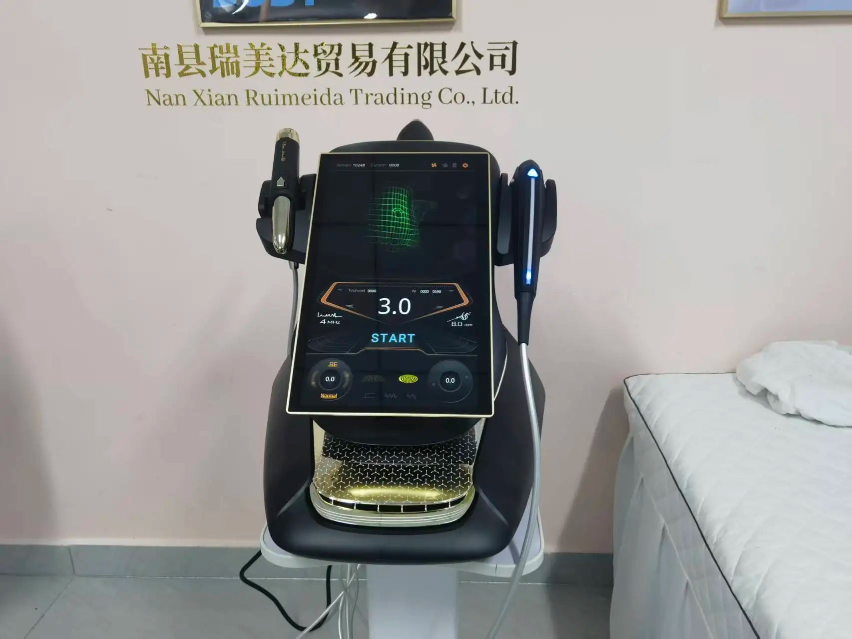 360MAX 25D HiFU 3 In 1 Technology Machine For Non Invasive Facial Slimming AntiAging And Body Firming
