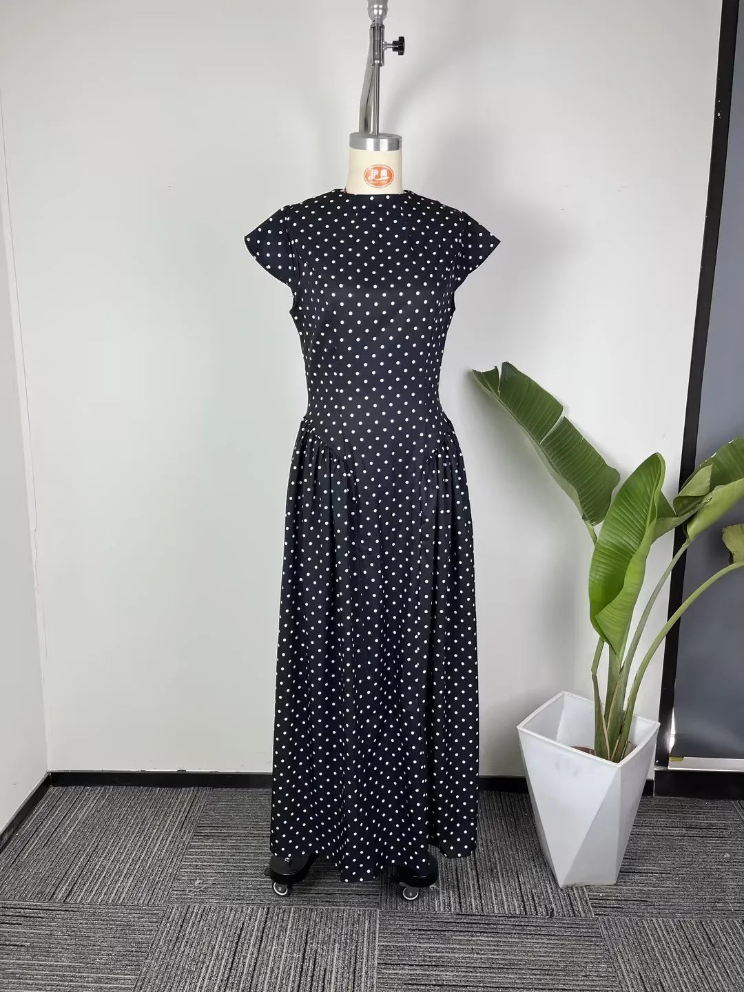 French Elegant Solid Backless Slim Fit Dress