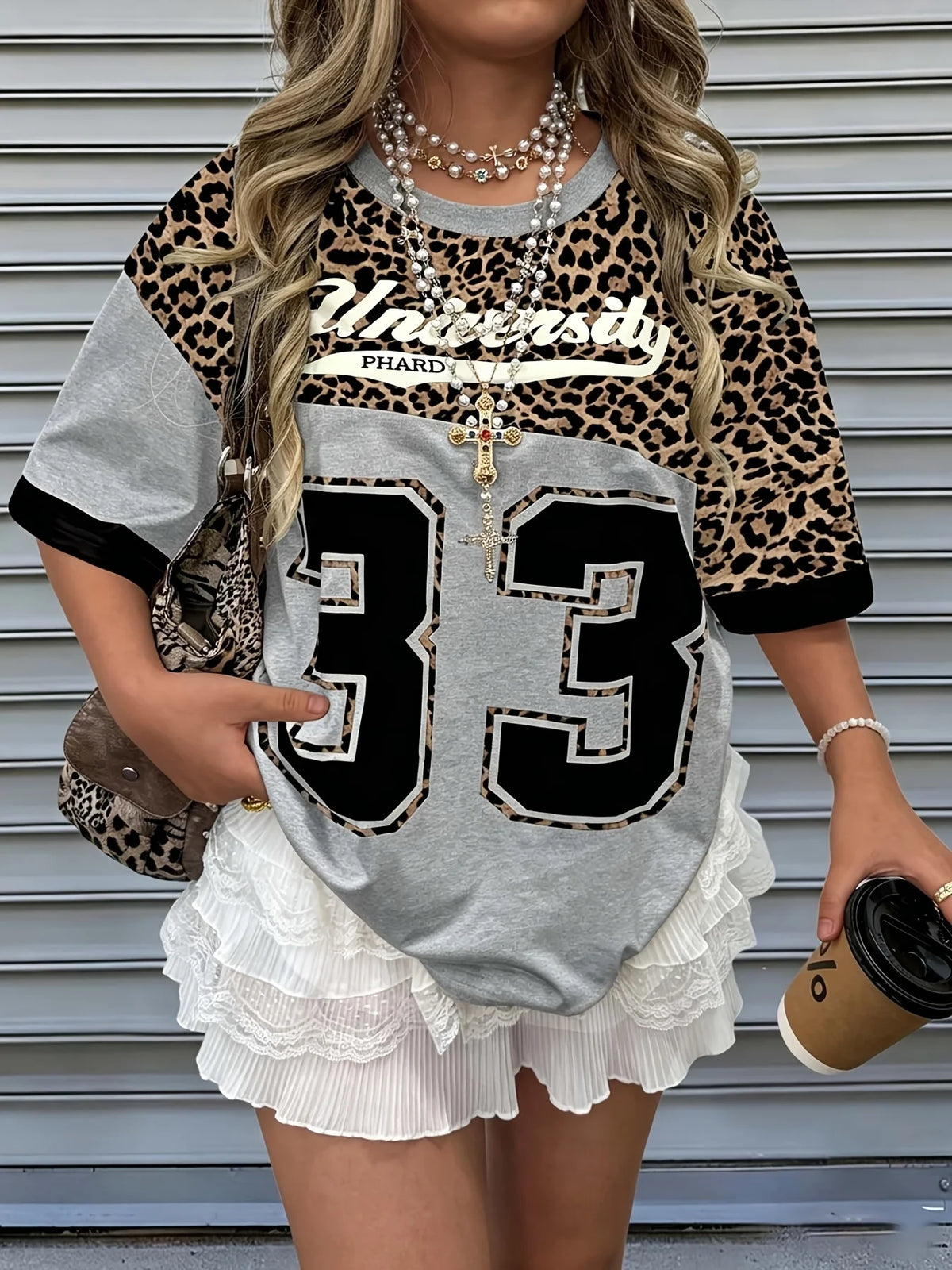 Summer women's T-shirt with digital prints lightweight and breathable suitable for casual sports and outdoor activities