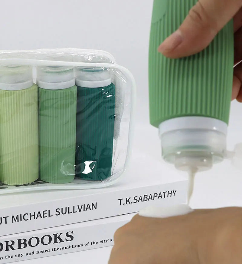 4pcs 100ML Silicone Travel Bottles Accessories Portable BPA Proof Squeezable Size Free Sets Leak Proof Travel Size Split Bottle