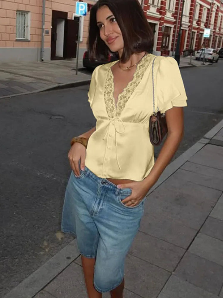 CNYISHE Lace Patchwork Solid Short Sleeve Tops for Women V Neck Sheath Fashion Tees Female Sexy Club T-shirts Elegant Casual