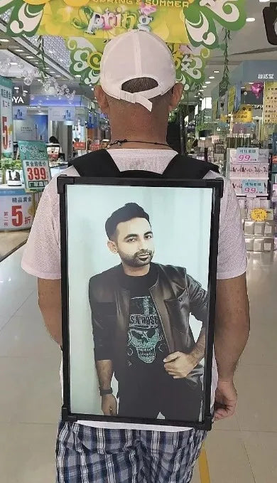 LCD LCD charging backpack outdoor promotion mobile display advertising machine
