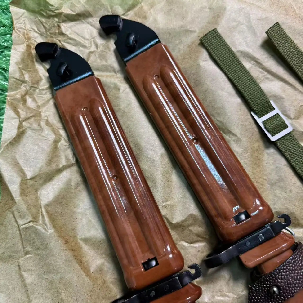 6H4 Classic Collector's Edition Outdoor Multi-functional Tool - Portable Survival and Camping Gear