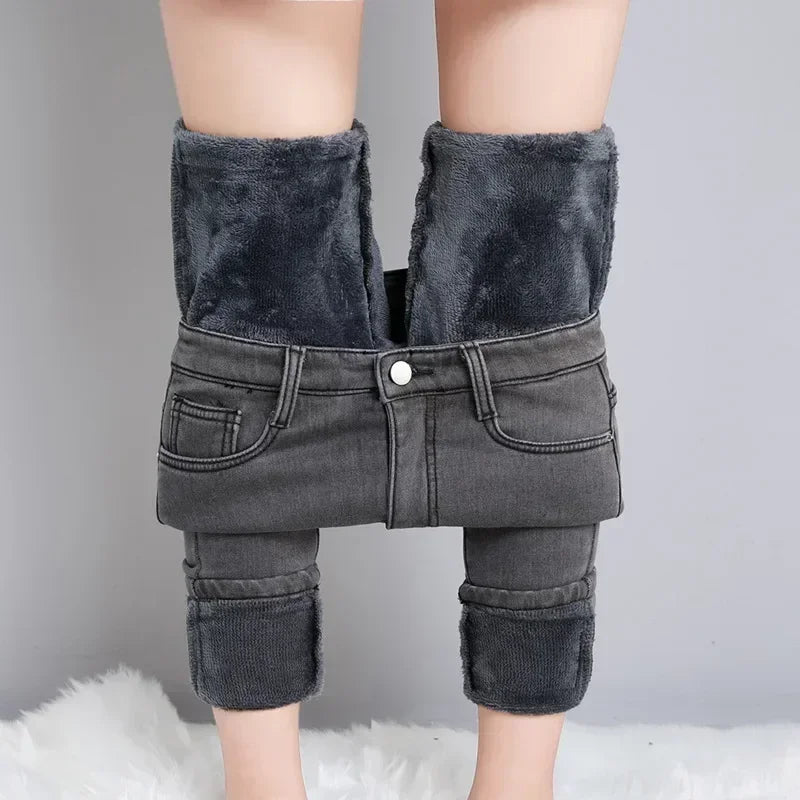Lady Plush Thermal Jeans Winter Snow Warm Stretch Thin Jeans Women Fleece Pencil Pants Fashion Straight Leg Denim Trousers