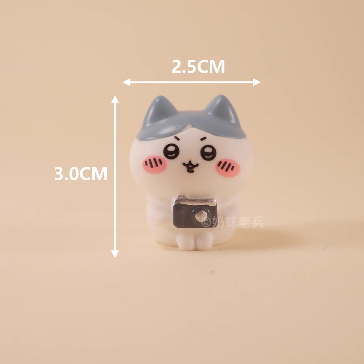 Cute Momonga Hachiware Mini figurine cute cartoon Chiikawa Usagi in-vehicle ornament desktop trinket gifts for girls