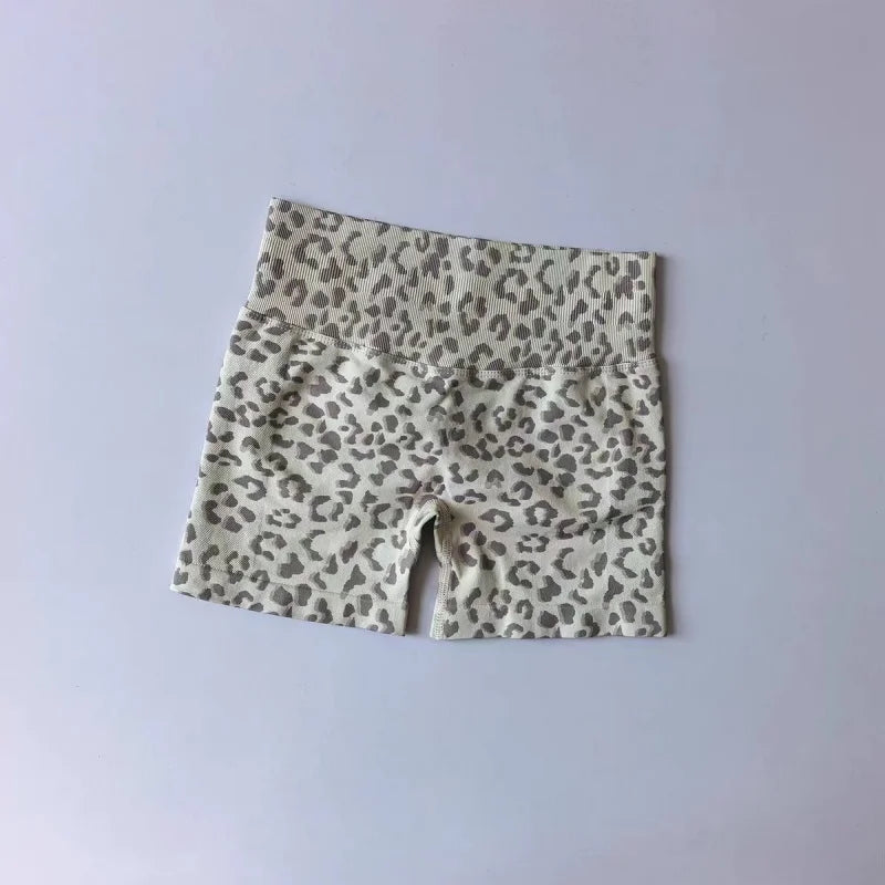Sexy Leopard Print Seamless Yoga Shorts High Waist Peach Butt Lift Tummy Control 4-Way Stretch Breathable Workout Cycling Pants
