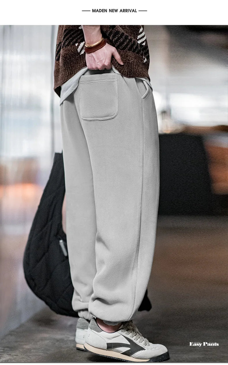 Maden Men's Casual Polar Fleece Cuffed Sweatpants Solid Color Elastic Waist Fleece-lined Pants Warm Sports Straight-leg Trousers