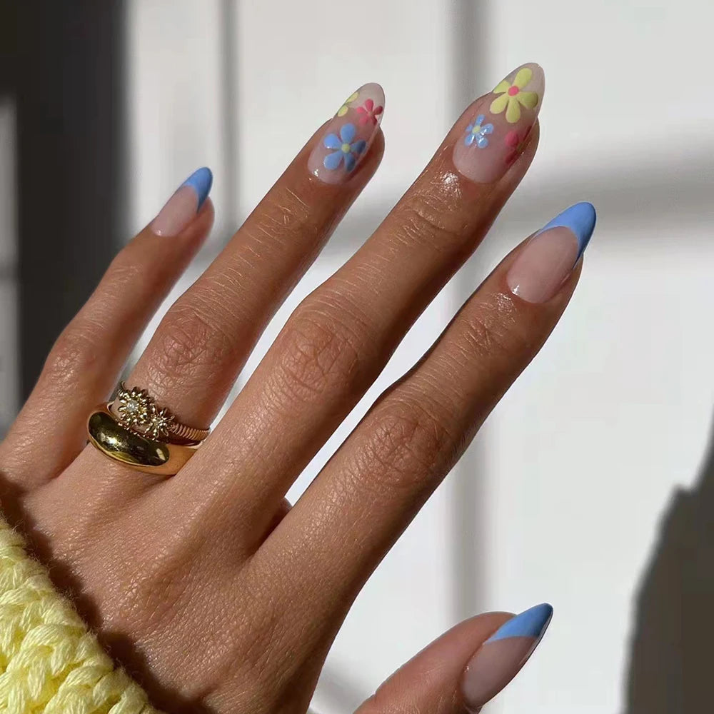 24Pcs/Set Blue Sky White Cloud Fake Nails Glue DIY Manicure Pattern Design False Nail French Stiletto Full Cover Nail Art Tools