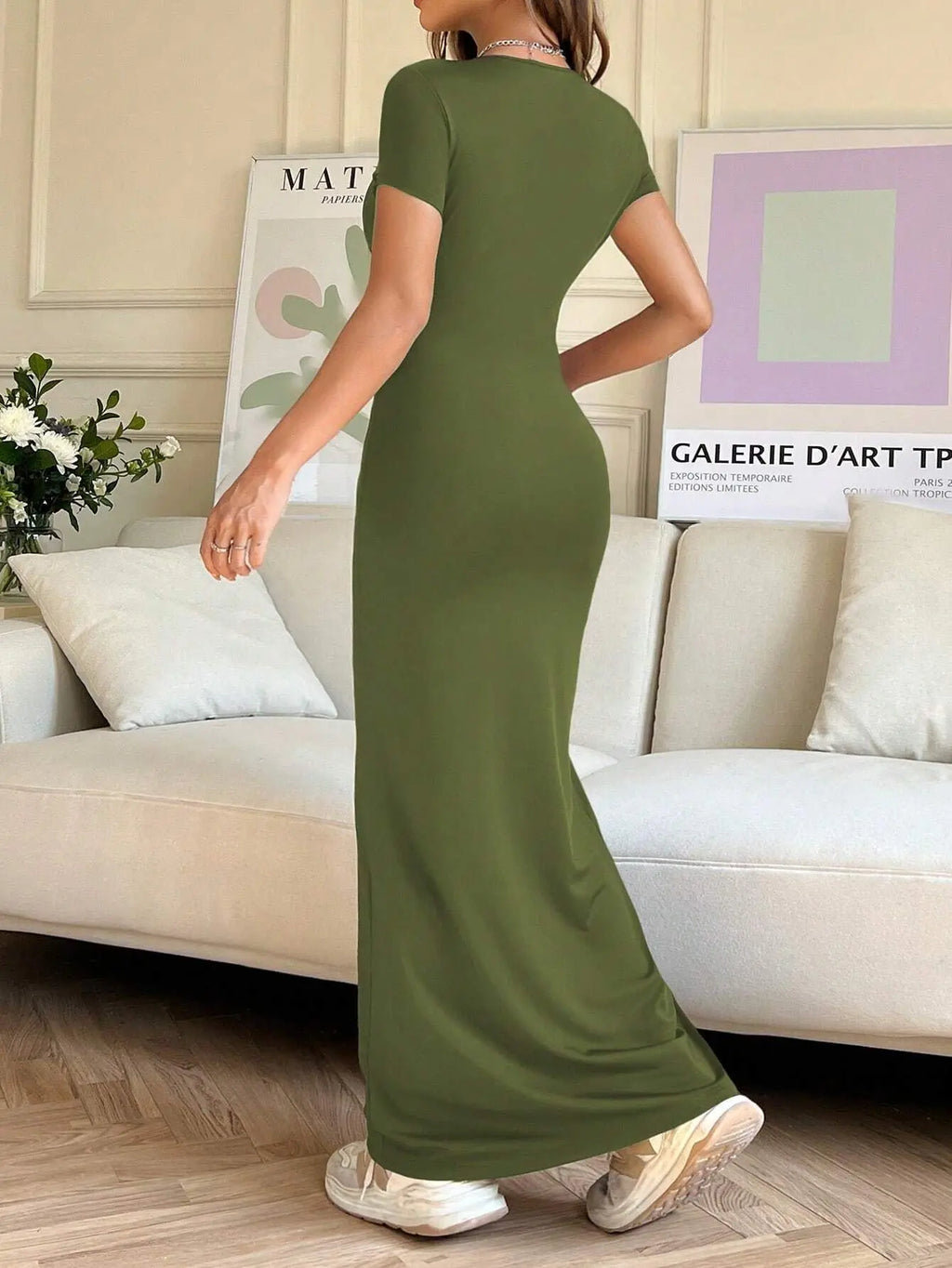 Short-sleeved Solid Color Slim Sexy Waisted Spring And Summer Temperament Dress Women's Round Neck Elegant Long Dress For Dinner