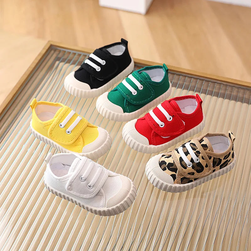 Children's Casual Shoes, Canvas Soft Sole Shoes Spring and Autumn Boys and Girls' Low Top Single Shoes Non-slip Prewalker Kids