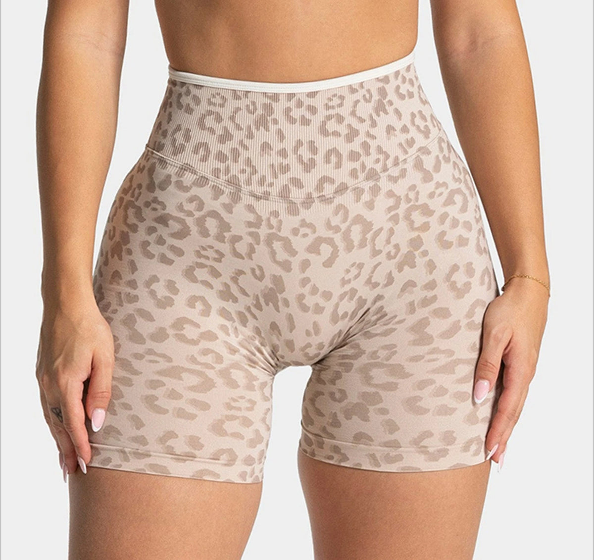 Custom LOGO women's hot-selling in high waist belly leopard print  colors seamless yoga hip lift tight running sports shorts
