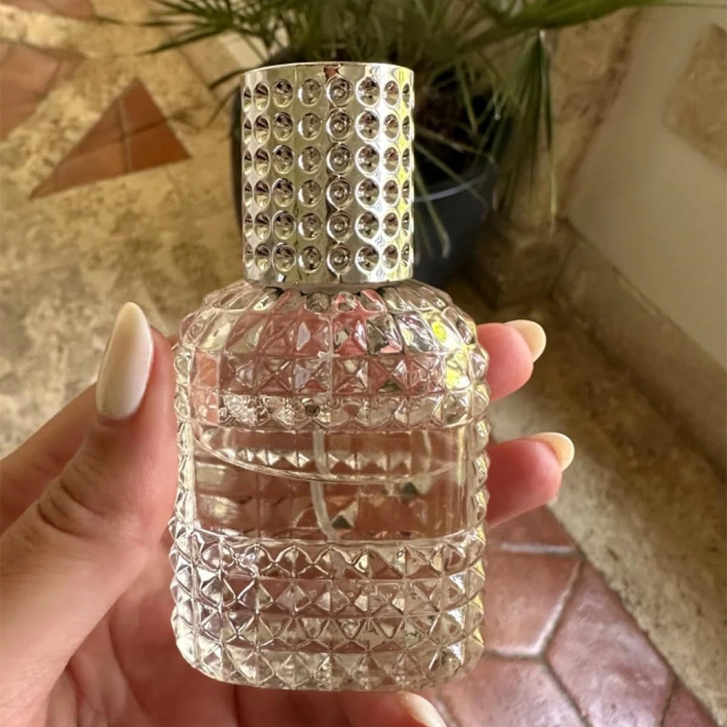 Cologne Travel Bottle, Empty Refillable Glass Perfume Atomizer with Spray Nozzle, Mini Size Perfume Refill Bottle, 1pcs 30ml