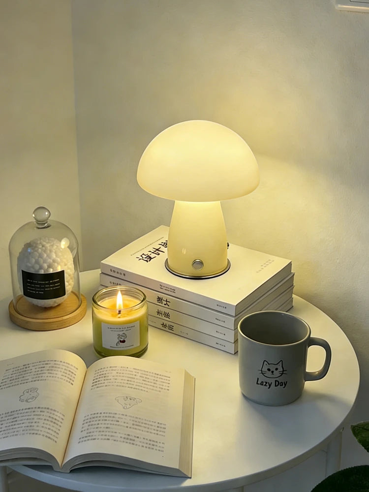 Forest Shade Glass Mushroom Table Lamp Nordic Bauhaus Ins Cream Style Girly Living Room Bedroom Bedside Ornament Ambient Night